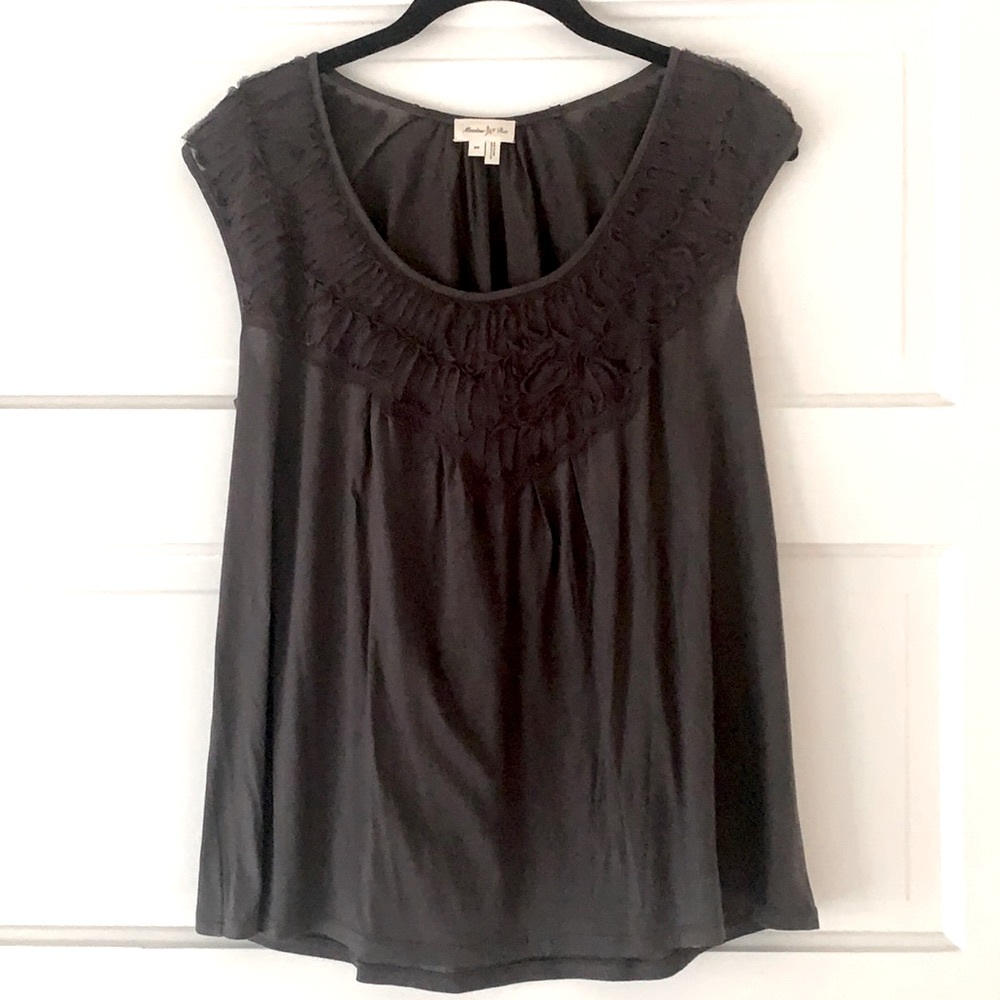 Anthropologie Meadow Rue scoopneck top and ribbon stitch detail